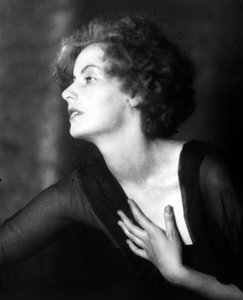 Greta Garbo, 1925